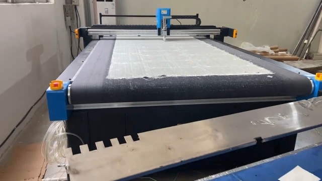 玻璃纖維切割機3