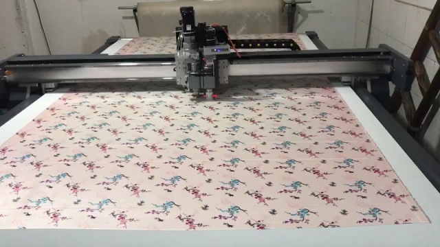 燈罩切割機2